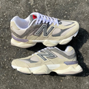 Tênis New Balance 9060